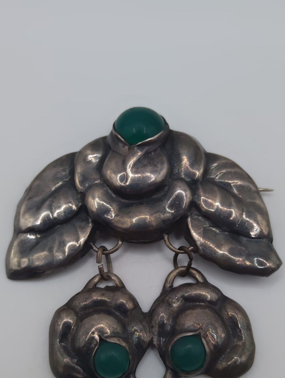 S Jacobsen Danish Skønvirke Art Nouveau Silver and Chrysoprase Brooch - Picture 6 of 9